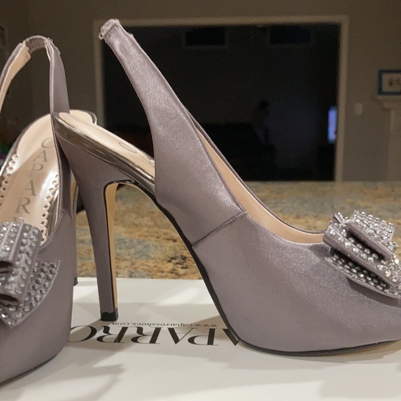 Caparros platform heels.Style s9018 Betsey. The color is slate satin, size 5.5 - Picture 4 of 5